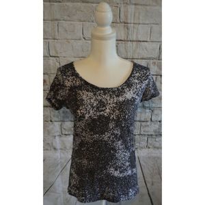 Reeebok Shirt Top Women's Size Medium Gray White short sleeve